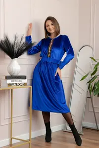 Rochie din catifea Layla cu centura in talie si detaliu boho-floral - Albastru