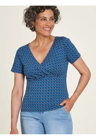 Tricou cu decolteu in V si model floral