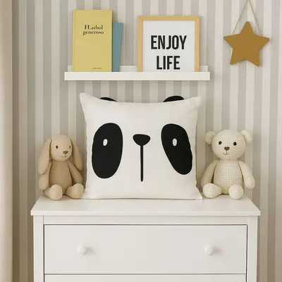 Pernă decorativă, model animăluț panda, 40x40 cm