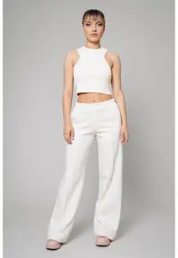 Set de top crop si pantaloni de trening - Alb