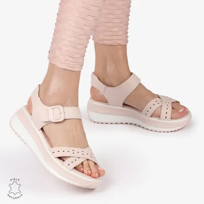 Sandale Dama din Piele Naturala cu Barete Incrucisate Crl1423 Roz