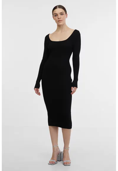 Rochie tricotata cu decupaje pe partea din spate - Negru
