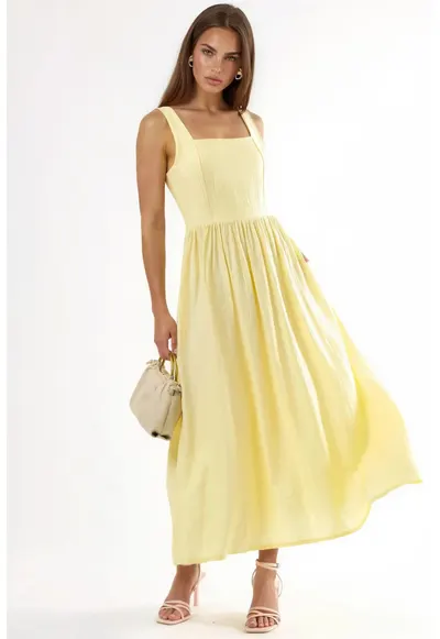 Rochie midi galben lamaie - decolteu patrat - fara maneci