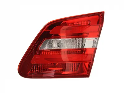 Stop tripla lampa spate dreapta (interior, Semnalizator alb, culoare sticla: rosu) MERCEDES Clasa B 2011-2014