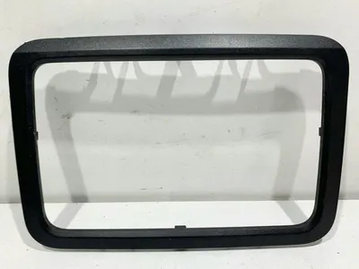 Rama / ornament radio cd bord 5J0858069A Skoda Fabia 2 facelift (2010-2014)