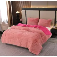 Pilota Super Pufoasa CoCoLiNo Fluffy cu Blanita Sherpa ALBA, 200x230 cm, 4 kg, 2 Fete de Perna Asortate, 50x70cm – Caldura Instanta si Confort de Lux pentru Nopti Reci, Pudra