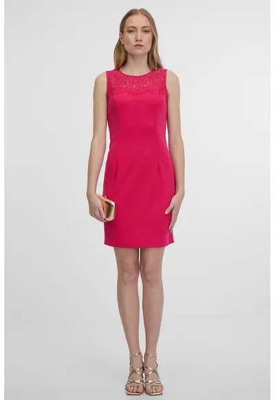 Rochie scurta cu segment de dantela - Roz zmeuriu