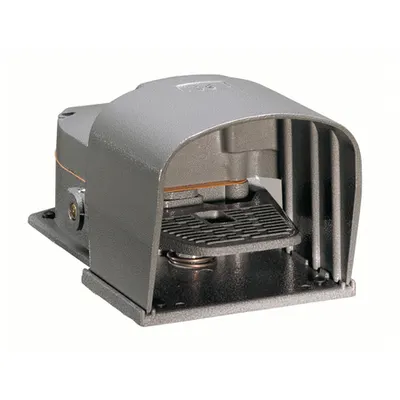 Intrerupator de Picior, K Series, One Pedal, With Free Actuation, Metal Body, Close. Contacts 1no+1nc Slow Break