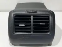Grila ventilatie spate 5G0863289C Volkswagen Golf 7 (2012-2017)