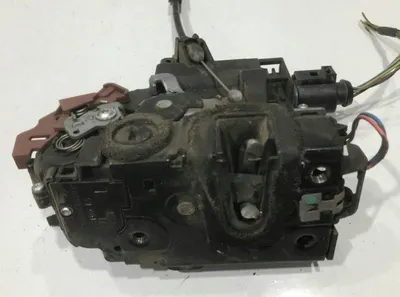 Broasca usa stanga spate 6y0839015a Skoda Fabia 2 (2006-2010)
