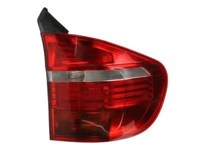 Stop tripla lampa spate dreapta ( exterior , Semnalizator alb, culoare sticla: rosu) BMW X5 OFF-ROAD 2007-2010