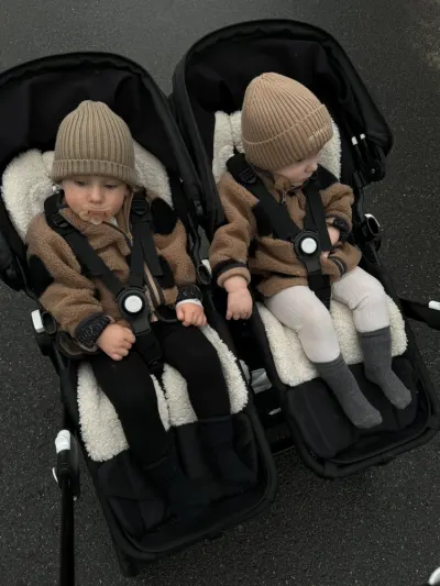 Husa cu 2 fete BabyLy, tesatura Teddy crem si in gri deschis, pentru carucior sport