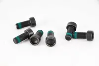 Set Suruburi Volanta Audi A1, A1 City Carver, A3, A4, A6, Cabriolet, Q2, Q3, Tt; Chrysler Sebring; Dodge Avenger, Caliber, Journey; Ford Galaxy; Jeep Compass, Patriot; Seat Alhambra 1.0-2.5 Dupa 1994