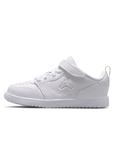Pantofi Sport Jordan Court Connect Low Bp Iq6046100