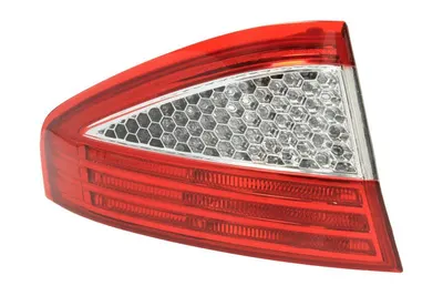 Stop tripla lampa spate stanga potrivit FORD MONDEO LIMUZINA 2007-2010