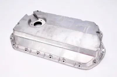 Baie ulei din aluminiu, cu orificiu pentru senzor AUDI A6 A4 1997-2005 VW PASSAT SKODA SUPERB dupa 2002
