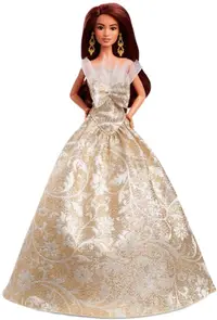 Păpuşă Barbie Signature - 2025 Holiday, femeie latină într-o rochie aurie