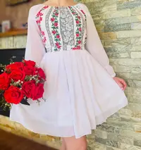 Rochie stilizata cu motive traditionale Elina 3