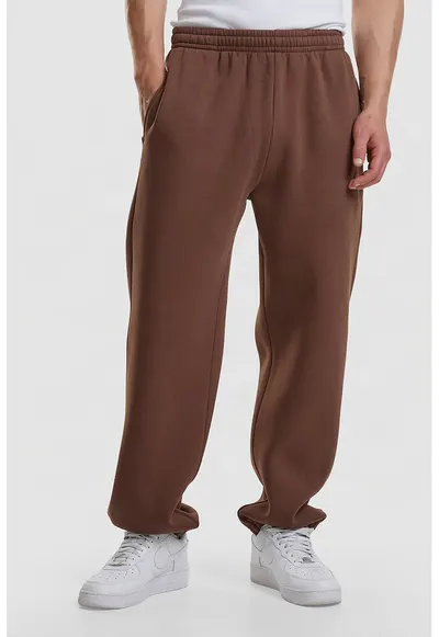 Pantaloni de trening cu croiala relaxed-fit si buzunare - Maro Siena