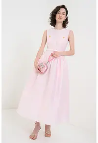 Rochie evazata cu o curea in talie - Roz pastel
