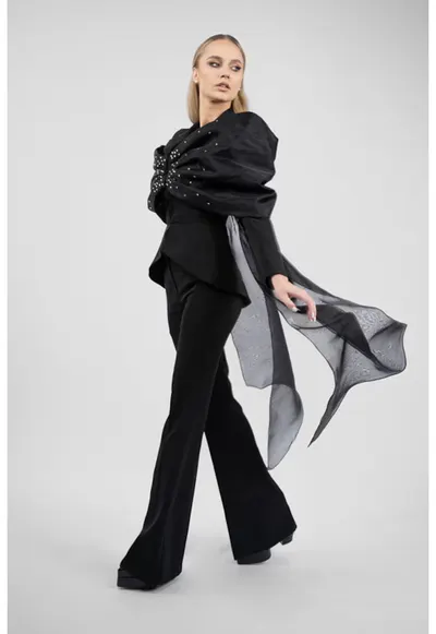 Sacou cu funda supradimensionata si trena din organza - Negru