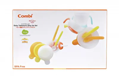 Set pentru servirea mesei bebelusilor Step Up Set Combi Japonia