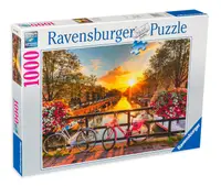 Puzzle Ravensburger din 1000 de piese - Apus peste Amsterdam