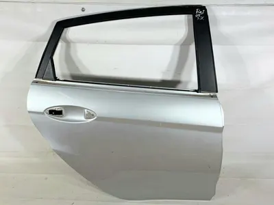Portiera usa dreapta spate culoare moondust silver Ford Fiesta 7 facelift (2013-2017) [MK7]
