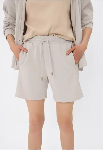 Pantaloni scurti sport pentru femei M-Lotiz - bej