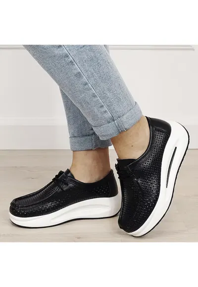 Sneakersi negri perforati din piele naturala 5129 M4 19316 - Negru