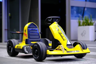 Kart electric pentru copii Nichiduta LoveKart Speed8 12V cu telecomanda 2.4G,Aplicatie pentru control de pe telefon,Scaun confortabil,Roti rezistente din plastic,Pedale individuale acceleratiefrana,UsB, Mp3, Bluetooth