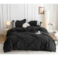 Lenjerie de Pat Premium, JOJO HOME, Finet Soft Touch, cu Inimioare din Pliuri Brodate, si Dantela Delicata, 6 Piese, Nesifonabila si Durabila, Negru