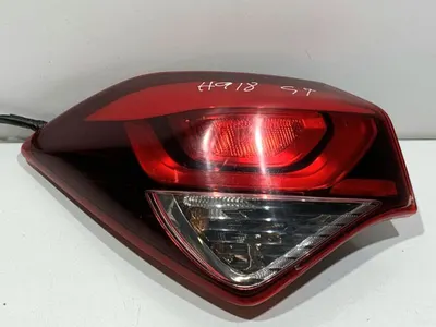 Stop stanga aripa 92401-C8000 Hyundai i20 2 (2014-2018)