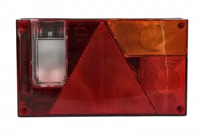 Stop spate dreapta MULTIPOINT I (C5W P21 5W P21W, 12V, cu intermitent, lumina de marsarier, cu stop, lumina de parcare, cu iluminare placuta, reflector triunghiular, numar conexiuni: 5, grommet)