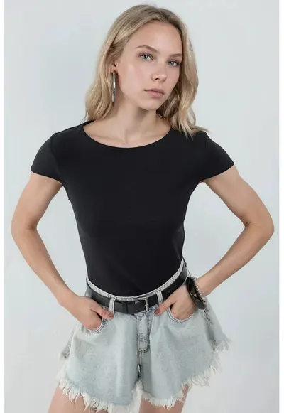 Tricou dama - Negru - Guler rotund