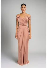 Rochie maxi drapata cu decolteu pe umeri - Bej