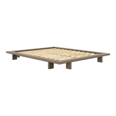 Pat matrimonial maro din lemn masiv de pin cu somieră 160x200 cm Japan – Karup Design