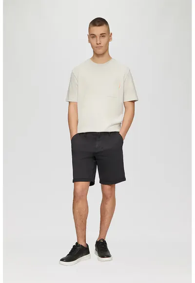 Q/S by s.Oliver Pantaloni scurti chino barbati - John - cu talie medie si croiala Regular fit - Verde inchis - Gri antracit
