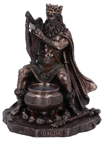 Statuetă Nemesis Now Mythology: Irish Mythology - Dagda Regele Tuatha De Danann, 18.5 cm