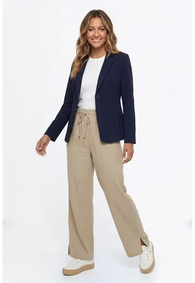 Sacou elegant - cambrat - lungime standard - maneca lunga - decolteu in V - cu nasturi si revere - M1339 - Bleumarin