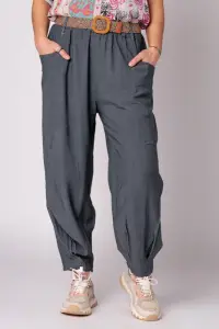 Pantaloni gri, masura mare, cu curea, din vascoza