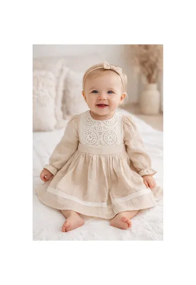 Rochita bebe fetite eleganta bej cu dantela maneca lunga din muselina