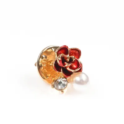Brosa martisor floare rosie cu perla alba