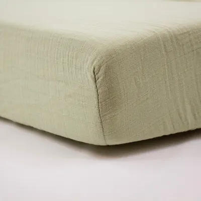 Cearșaf din muselină cu elastic Little band – 60x120 cm, lime