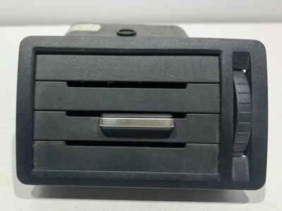Grila ventilatie bord dreapta 3M51-R018B08-AFW Ford Focus C-Max (2003-2007)