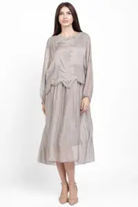 Rochie lunga bej, cu broderie florala si bordura, din matase si vascoza