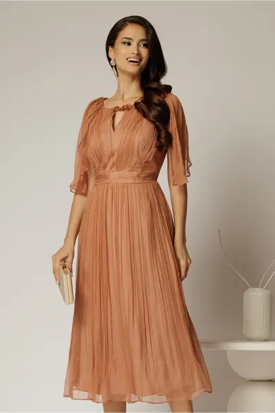 Rochie midi roz somon din matase cu detaliu floral si decolteu V