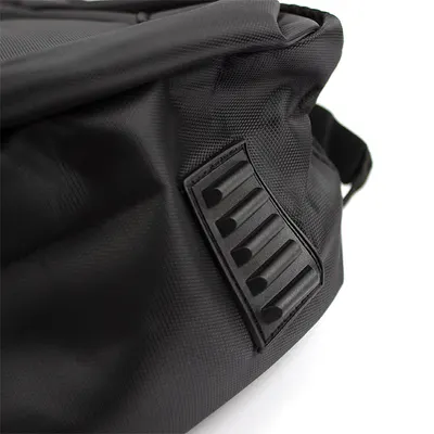 Ghiozdan laptop, 45x33x17 cm, 4 fermoare, intaritura spate, talpa antiderapanta, negru, Willgo