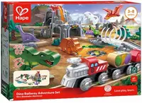 Set din lemn cu figurine Hape International - Dinozauri, 61 de părți