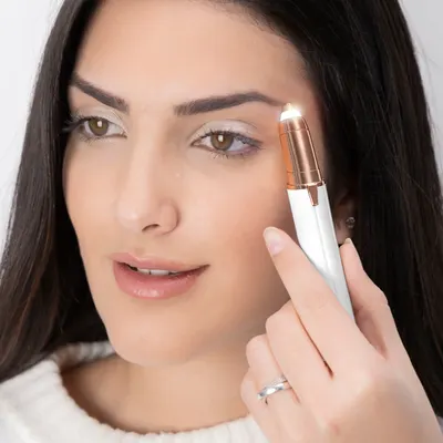 Aparat de tuns facial, InnovaGoods, compact, fără durere